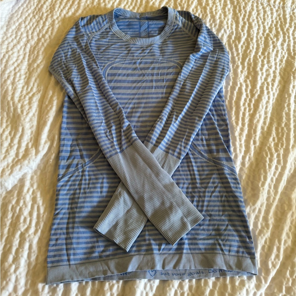 Lululemon swiftly tech long sleeve shirt